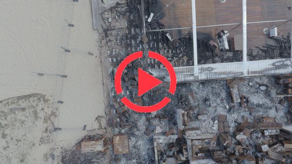 Feuerausbruch an einer Strandbar. Mehrere hochauflsende Photos mit Dokumentationin einer Hhe von 30m und 100m mit uflsung von 4.000 x 2.250 pix.